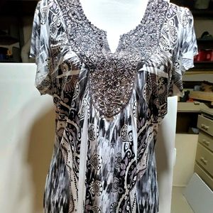 Flowy fun tunic top with sparkle!